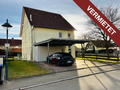 VERMIETET! Helle 7-Zimmer-Wohnung samt Balkon, grossem Gartenanteil, Keller, Carport, EBK,...