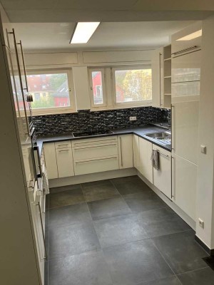 WG-Zimmer mit Balkon,  in toller, ruhiger und zentraler Lage