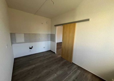 Platz für Sie: Großzügige 2-Raum-Wohnung mit Balkon