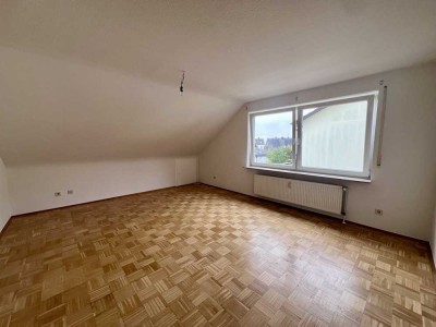 Charmante Dachgeschosswohnung in ruhiger Lage von Hofheim-Wallau