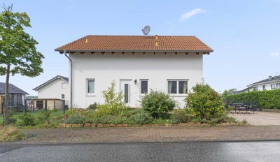 Modernes Einfamilienhaus in ruhiger Lage mit großem Garten und Platz für die ganze Familie