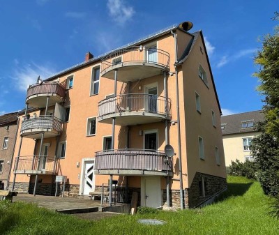 Gemütliche 3-Zimmer-Wohnung mit Balkon und Blick ins Grüne