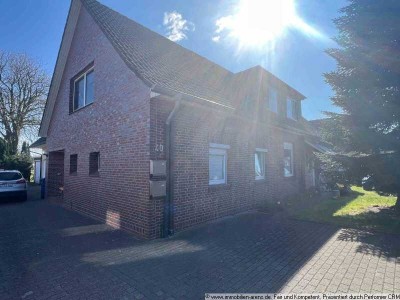 modernisierte 2 Zimmer-Oberwohnung mit Balkon und Garage in Westerstede - Ocholt