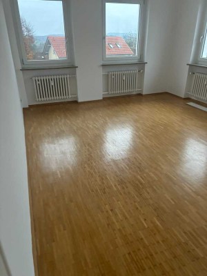 Starnberg Söcking * schöne geräumige 2-Zi.-Whg.  *  73 m²