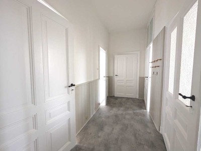 Renovierte 3-Raumwohnung mit historischem Flair
