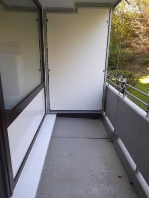 Stilvolle 1-Zimmer-Erdgeschosswohnung mit Balkon und EBK in Mettmann