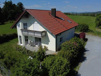 (D)EIN TRAUMhaftes Zuhause: Hochwertiges Einfamilienhaus in Ortsrandlage mit "Weitblick"!