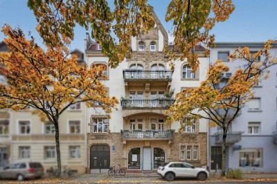 2-Zimmer-Wohnung in denkmalgeschütztem Altbau der Karlsruher Südstadt