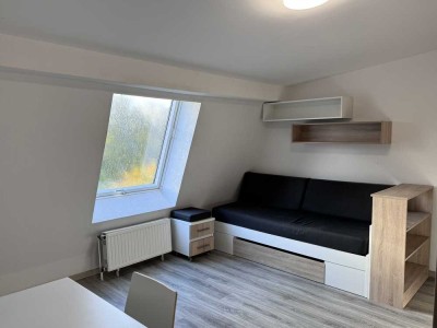 DIREKTE UNI-NÄHE! Renoviertes Appartement in Bochum-Querenburg mit EBK!