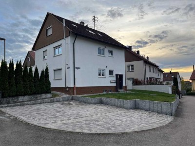 Charmantes 3-Familienhaus mit ~4% Mietrendite in begehrter Lage