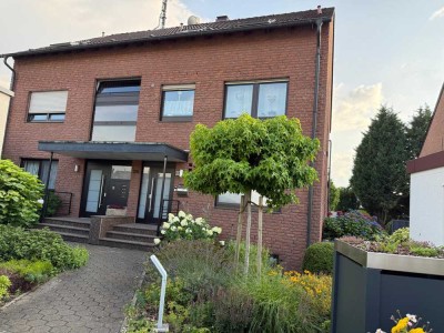 OB-Königshardt,  moderne 2 1/2-Zimmer-Wohnung