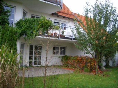 Schöne 3-Zimmer-Wohnung mit Balkon in der Nähe von Erlangen / FO