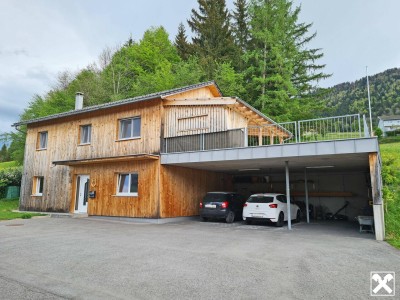 Natur vor der Haustür! Wohnhaus mit Charme! Da macht Wohnen Spaß!