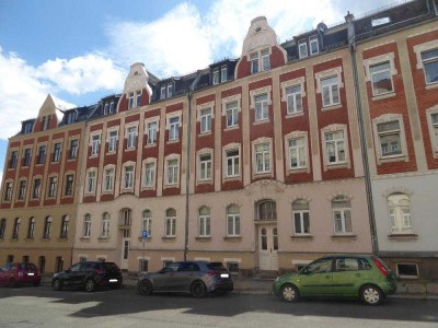 komplett möblierte 2 Zimmer Dachgeschosswohnung mit Balkon in Preißelpöhl