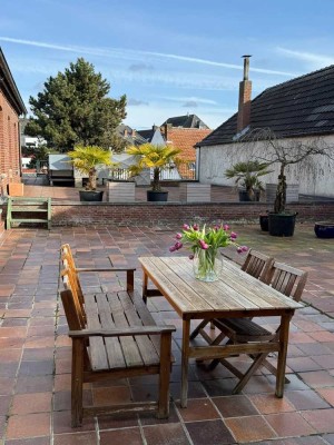 Über den Dächern von Xanten ! Außergewöhnliche 6 Z. Maisonettwohnung, mit 200 m² Dachgarten, Garage