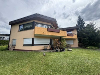 ***Barrierefreier Bungalow mit Souterrainwohnung und Fernsicht in Haueneberstein zu verkaufen***