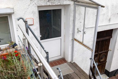 *** SELTENHEIT - 3 EBENEN - 2 KÜCHEN - 1 traumhafte TERRASSE und zentrale LAGE ***