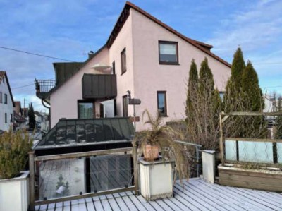 Attraktive, helle 3-Zimmer-Wohnung mit Terrasse & Garten