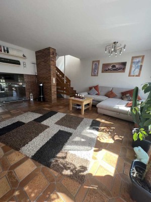 ++ GROSSZÜGIGES EINFAMILIENHAUS IN KORNWESTHEIM ++ FREI ++ GARAGE ++ STELLPLATZ ++