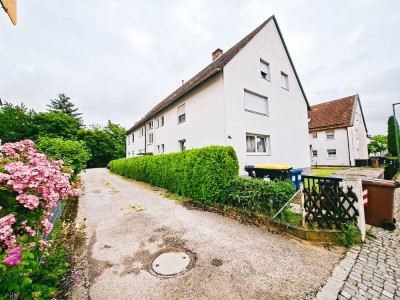 AUFGETEITLT NACH WEG! Mehrfamilienhaus mit 6 vermieteten Wohneinheiten und 6 Garagen in Gersthofen