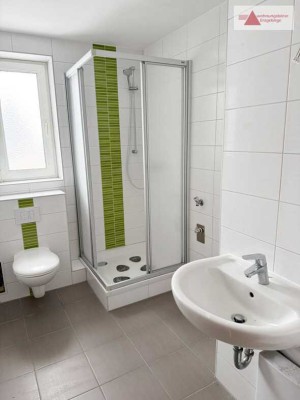 Moderne 2-Raum-Wohnung im 1. Obergeschoss auf der Haldenstraße in Annaberg!!