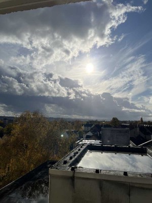 Helle 2-Zimmer Wohnung im 6. OG mit großem Süd-West Balkon in Schwerte