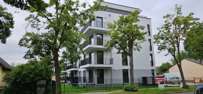 Erstbezug! 3-Zi.-Penthouse mit Aufzug direkt in die Wohnung mit großer Terrasse