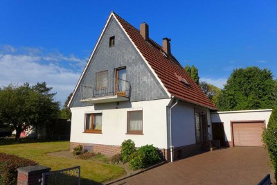 Charmantes Einfamilienhaus mit großem Garten