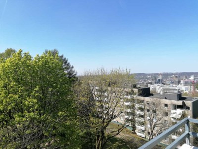 Attraktive 4-Raum-Wohnung mit Einbauküche in Wuppertal