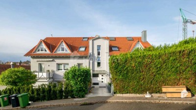 Großzügige Etagenwohnung mit einem Balkon in begehrter Karlsbader Lage