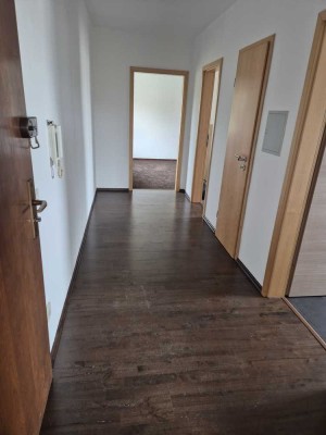 Gepflegte 2-Zimmer-Wohnung mit Balkon und EBK in Speyer