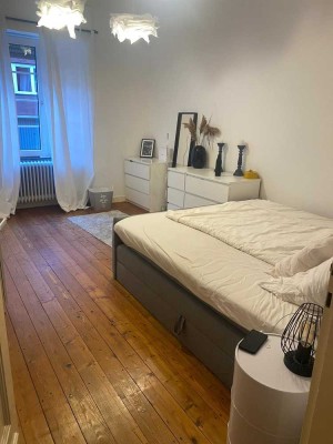 Altbauwohnung mit Terasse