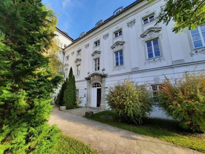 Zweigeschossige Wohnung im Schloss