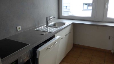 Attraktive 3-Zimmer-Dachgeschosswohnung mit gehobener Innenausstattung mit Balkon und EBK in Koblenz