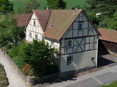 Großzügiges Fachwerkhaus mit zwei Wohneinheiten in Nordheim v. d. Rhön