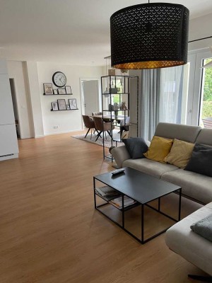 Exklusive Neubauwohnung mit Küche