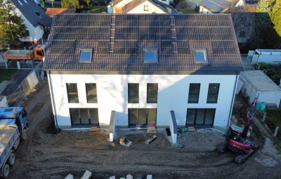 Neubau-Erstbezug: 3 Hoch-Energieeffiziente Reihenhäuser, mit Kühlung