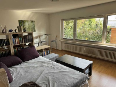 Helle 2-Raum-Hochparterre-Wohnung in Hofheim-Langenhain