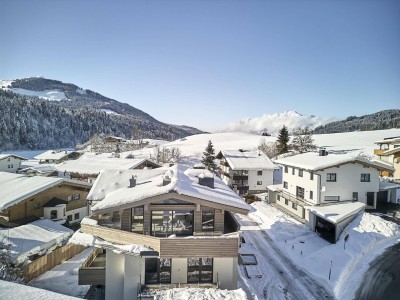 Modernes Leben in den Alpen