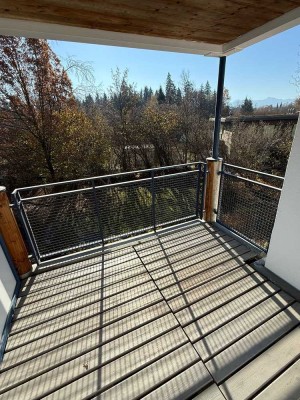 geräumige 1-Zimmer Dachgeschosswohnung in Penzberg - von privat