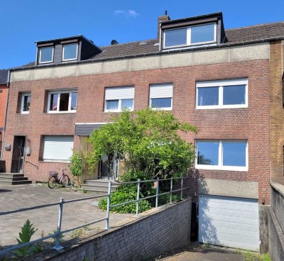 Attraktives Mehrfamilienhaus mit fünf Wohneinheiten in ruhiger Lage