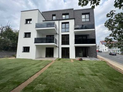 Bezugsfertig! Penthouse Mietwohnung mit 2 Dachterrassen und Stellplatz in der Solinger-Südstadt!