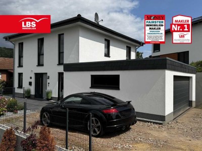 Im Blickfeld des Kaisers - energieeffiziente Stadtvilla mit Doppelgarage...
