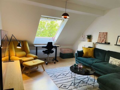Ruhige schnittige Dachwohnung +provisionsfrei+