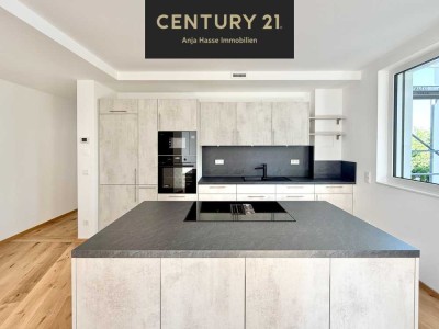 Stilvoller Erstbezug: 4-Zimmer-Etagenwohnung mit Balkon