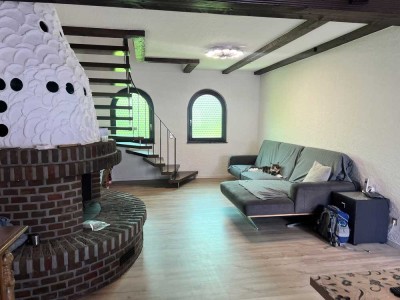Schöne 6-Zimmer-Maisonette mit Garten, Terrasse, Balkon und eigener Sauna in Kirchardt