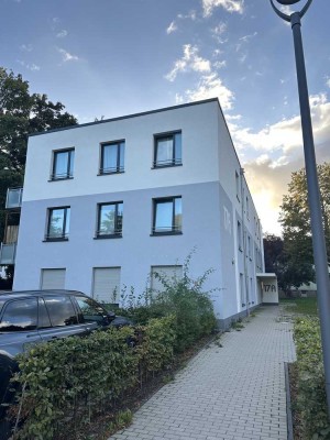 Moderne, helle 2,5-Zimmer-Wohnung mit gehobener Innenausstattung und EBK in Kassel
