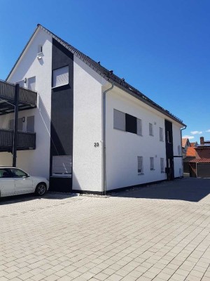 2,5 Zimmer Wohnung im Zentrum von Hirschaid, Balkon, FBH, EBK, Lüftungsanlage