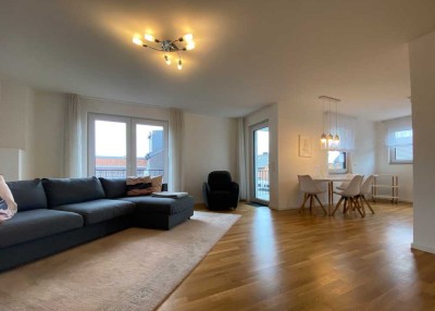 Wohnen in Kaarst: Neuwertige 2-Zimmerwohnung mit Balkon, Einbauküche und Tiefgaragen-Stellplatz!