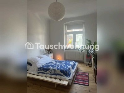 Tauschwohnung: Wunderschöne lichtdurchflutete Altbauwohnung in bester Lage